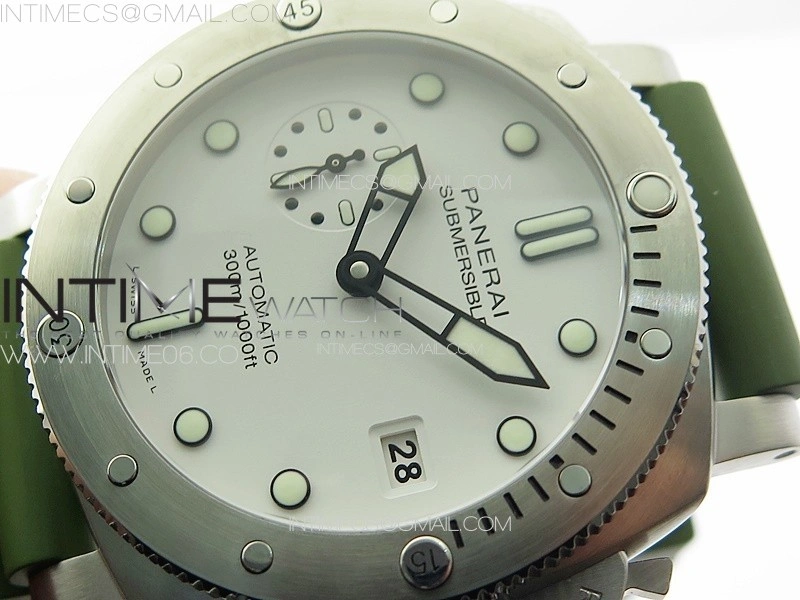 PAM1226 Y VSF 1:1 Best Edition White Dial on Green Rubber Strap P.900 Super Clone